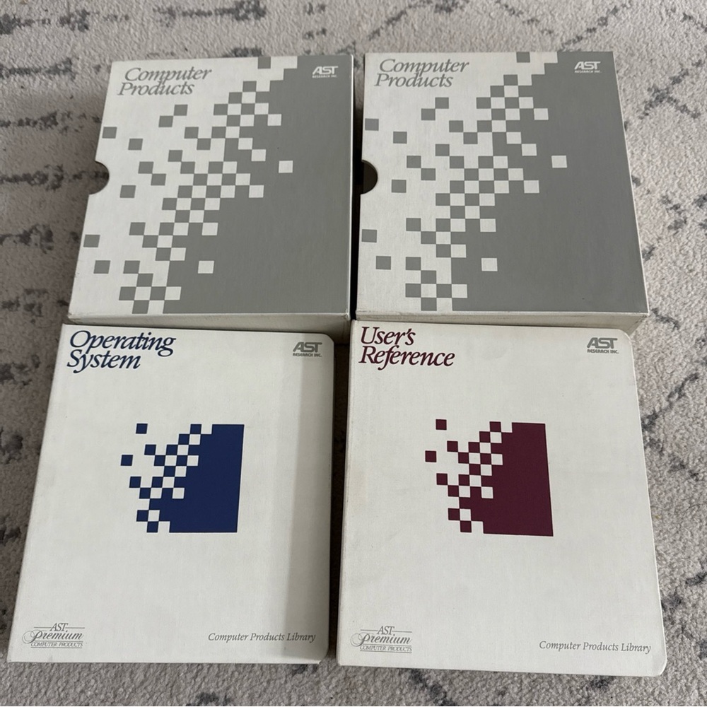 Lot 2 AST Research Inc Computer Operating System MS-DOS + Users Reference Manual